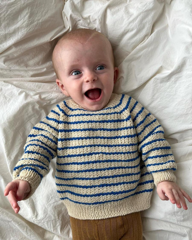 Friday Sweater Baby - PetiteKnit opskrift