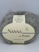 Mellem grå Nanna